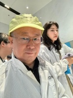 今天去参观了荣耀的产线和它的研发中心……