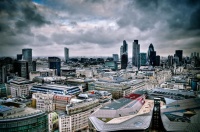 是的，英国经济真的不行了！