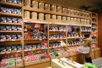 降价迎来“续集” 良品铺子“高品质 亲民价”标签能贴稳吗？