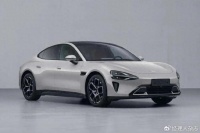 雷军忙造车,小米智能手机收入已连续7个季度同比下滑