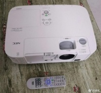 商用投影仪中的“洋垃圾”，最高4500流明度，通通几百块