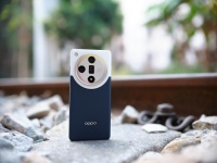 手机厂商狂卷2024：即时零售是“新大陆”？