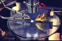 芯片制造成本降九成，5纳米芯片或变白菜价，ASML面临灭顶之灾