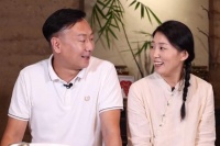 从白手起家到月销千万，这对患难夫妻如何在抖音电商实现“人生逆袭”