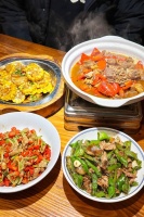 “网红”长沙边的这座城市，藏着湘菜的巅峰之作