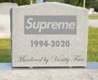 火到快过气的Supreme,想来中国续命