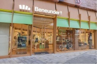 眼花缭乱的防晒衣赛道，需要一个“标准答案”