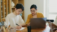 “夫妻店”,占领创业圈