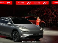 蔚来多品牌战略落地