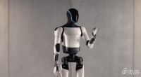 马斯克又跳票了！特斯拉人形机器人被推迟，或2026年量产