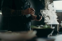 新荣记张勇:把死看明白了,现在很珍惜生