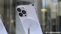 苹果被曝考虑对微信抖音征收苹果税，剑指小游戏和短剧生态