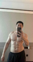 我也试了下那个能把人P成壮汉的软件…