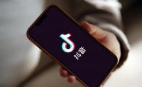 字节又双叒叕「杀」入百度腹地