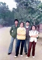 刘强东:为妹妹去世心痛,他犯下大错后,妻子怎样对待他?