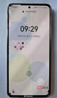 多名用户称三星手机屏幕出现绿线,客服:只能付费维修