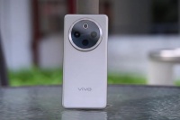 vivo Y300 Pro轻体验:机身轻薄,续航超能打