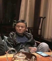 马云不是啥啥都可以,也有做亏本的生意: ①投资盒马鲜生,亏了350亿