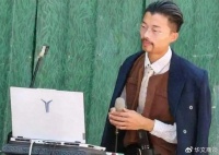郭有才“食言”最终还是选择直播带货,所有网红主播尽头都是卖货