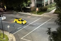 特斯拉Robotaxi首秀啥都没“秀”,马斯克“打车网络”打得过Uber吗?