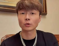帝师账号突然被封,和AKA骂战戛然而止,打假网红曝光更多细节