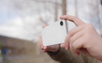 iPhone 16e售价引热议,苹果闪存差价巨大催生扩容服务
