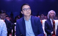 阿里打出一张收购牌,醉翁之意在「陈航」