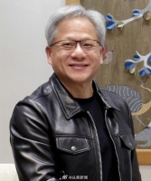 知情人称黄仁勋未与梁文锋会面