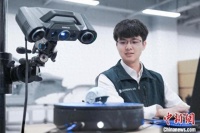“00后”全国技术能手的“毫厘江湖”