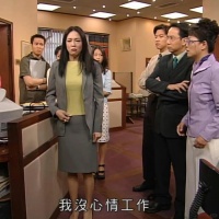 将侧载进行到底啊，这是外因， 内因是苹果AI及Siri不够好用，且饼＞实用