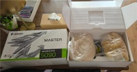太悲催了！攒钱一年花24000元买RTX 5090：收到却是米饭+面条