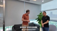 张朝阳退回签名labubu转赠彭军，换回30万自动驾驶汽车