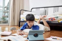 比iPhone还贵的学习机,中国家长为何抢着买单?