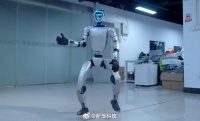 宇树科技CEO王兴兴称公司年营收达十亿元