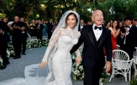 壕无人性！传贝佐斯将买下《Vogue》送老婆，因她上了封面