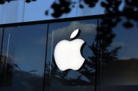 苹果首款可折叠iPhone曝光,配备7.8英寸内屏或明年9月亮相