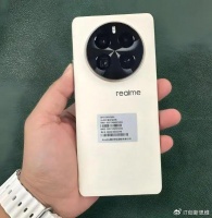 手机圈再爆猛料！realme突破10000mAh电池极限，8月28日揭晓终极续航