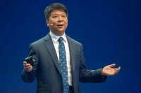 华为郭平：我们处在剧变的洪流中，不能靠情怀来占领市场
