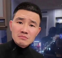 嘎子哥封杀后不知悔改，出狱后马上宣布，线下出场费涨价1.5倍