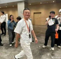 马云喊话、吴泳铭下狠手，4300亿只是开始，阿里AI投入不设上限