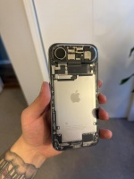 全球首款:网友改造苹果 iPhone Air,让其“内外通透”