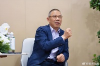 首富的“水战争”:钟睒睒如何用一瓶水,把互联网巨头按在地上摩擦?