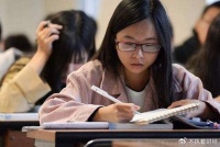 越来越多的大学生开始用现金了,这意味着什么?内行人讲出了实话
