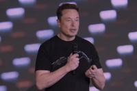 马斯克史上最高“万亿薪酬”能否落地？答案一周后揭晓