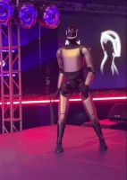 马斯克可能真觉得，造车没意思了