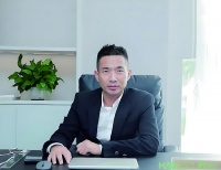 还清15亿债务后 我当众嚎啕大哭