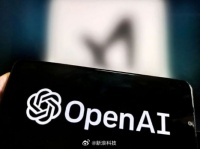 OpenAI升级音频模型备战首款AI硬件