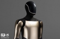 特斯拉Optimus人形机器人被指依赖远程操控、手部灵巧度不足