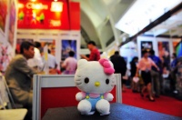 45岁的Hello Kitty“严重脱发”了，问题出在哪？