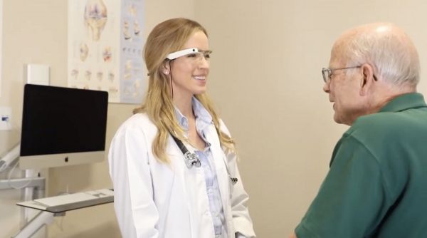 利用谷歌眼镜协助医生记录患者病历，「Augmedix」获 1900 万美金 B 轮融资